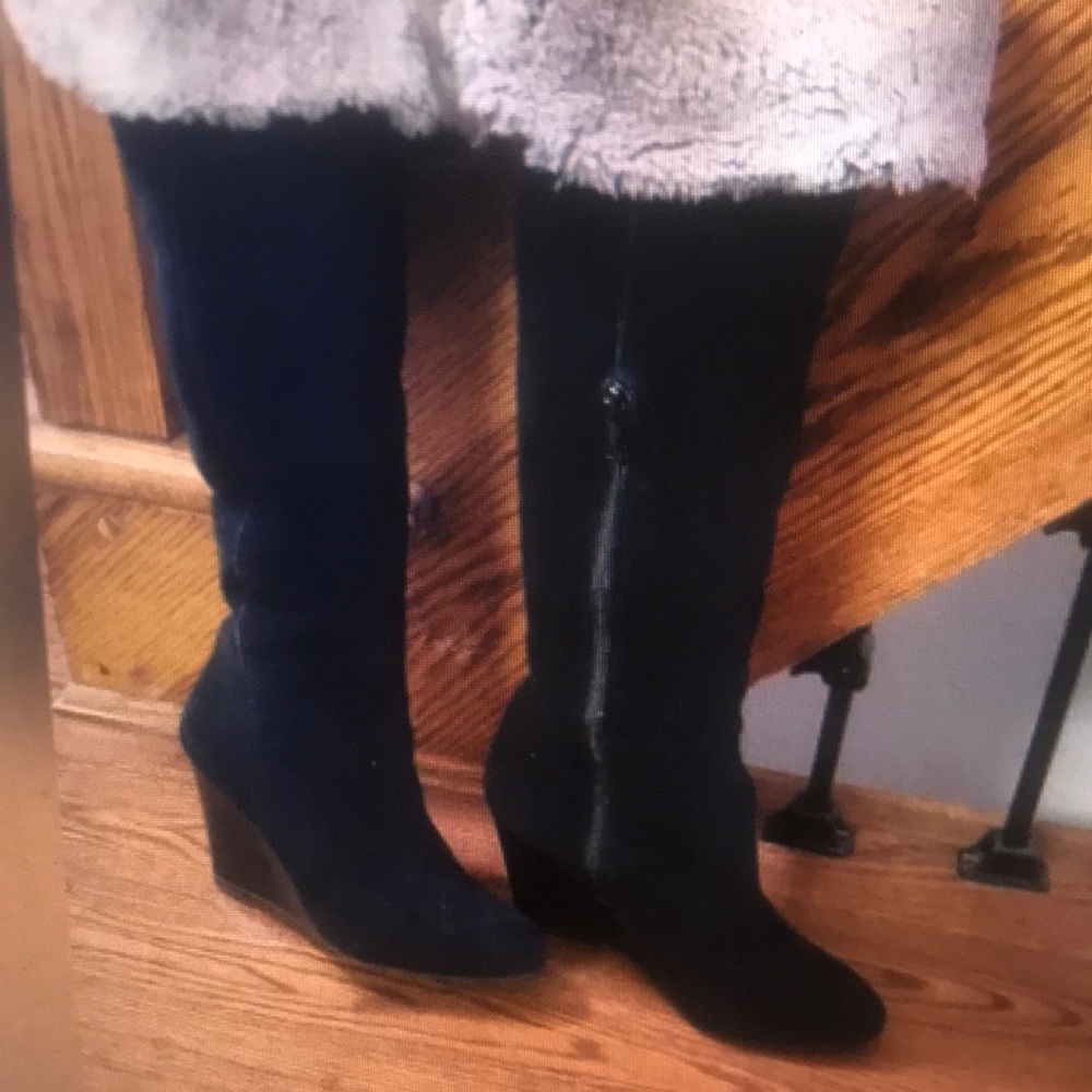 Elegant Black Wedge Boots for Women